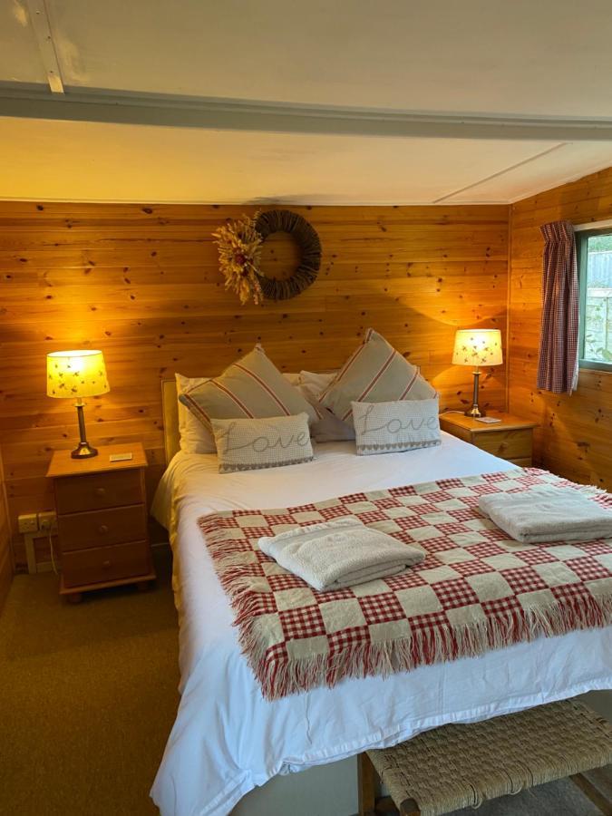The Lodge On The Marsh Brading Exteriör bild