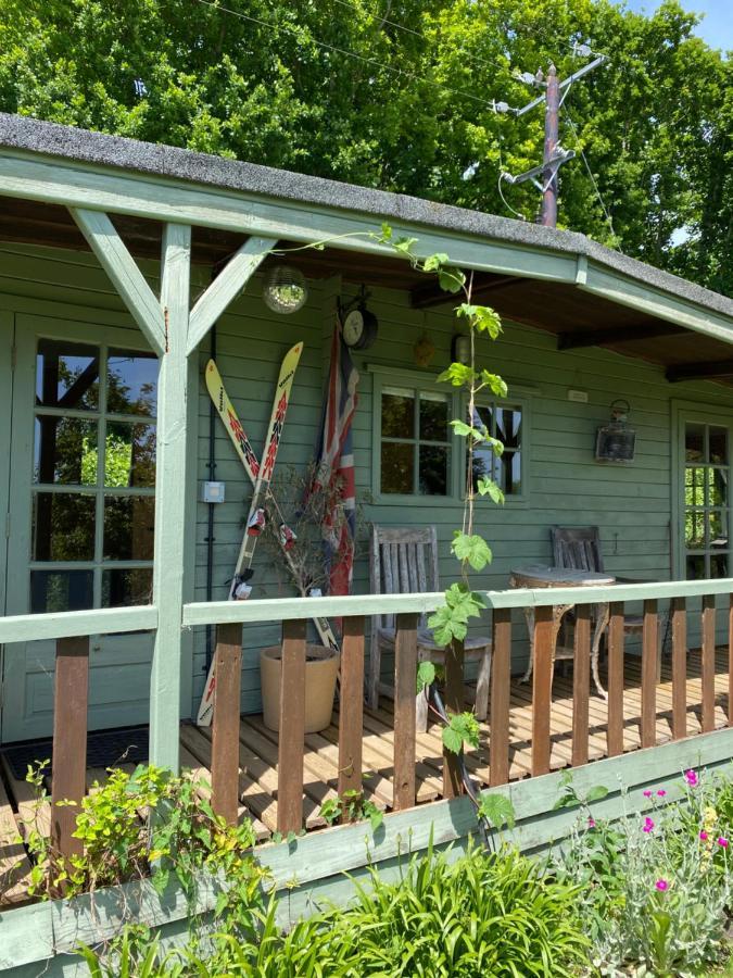 The Lodge On The Marsh Brading Exteriör bild